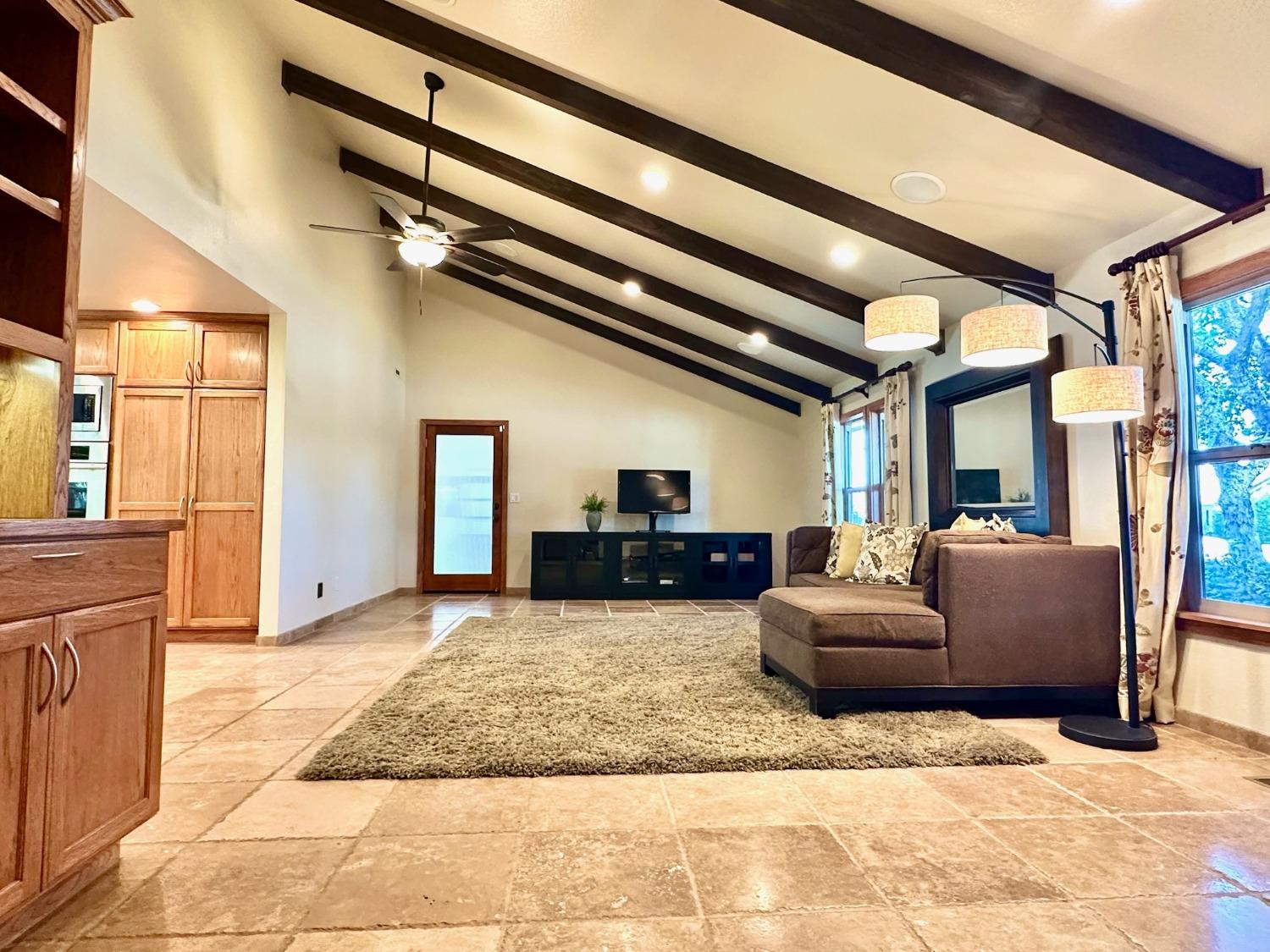 Detail Gallery Image 21 of 89 For 1721 N Johnson Rd, Turlock,  CA 95382 - 3 Beds | 3/1 Baths