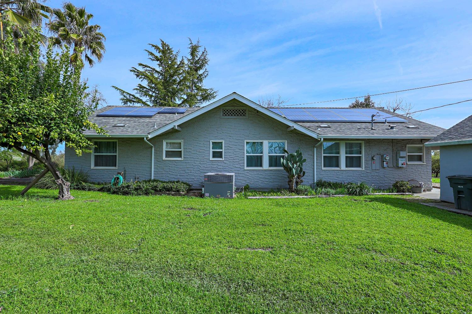Detail Gallery Image 13 of 80 For 13419 Bentley St, Waterford,  CA 95386 - 3 Beds | 2 Baths