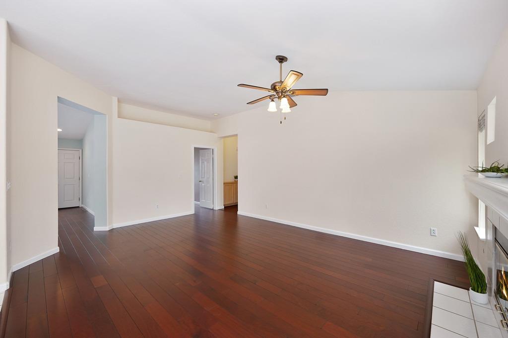Detail Gallery Image 36 of 87 For 2119 Gold Haven Ct, Gold River,  CA 95670 - 4 Beds | 2 Baths