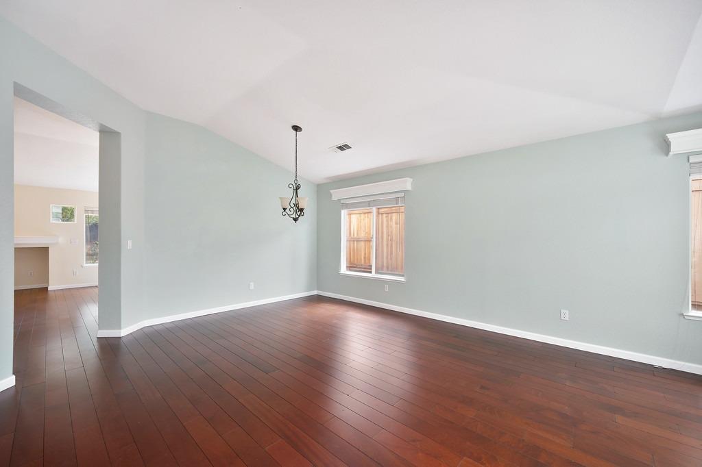 Detail Gallery Image 17 of 87 For 2119 Gold Haven Ct, Gold River,  CA 95670 - 4 Beds | 2 Baths
