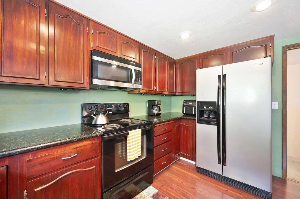Detail Gallery Image 11 of 70 For 2151 Sweetwater Trl, Cool,  CA 95614 - 4 Beds | 2 Baths