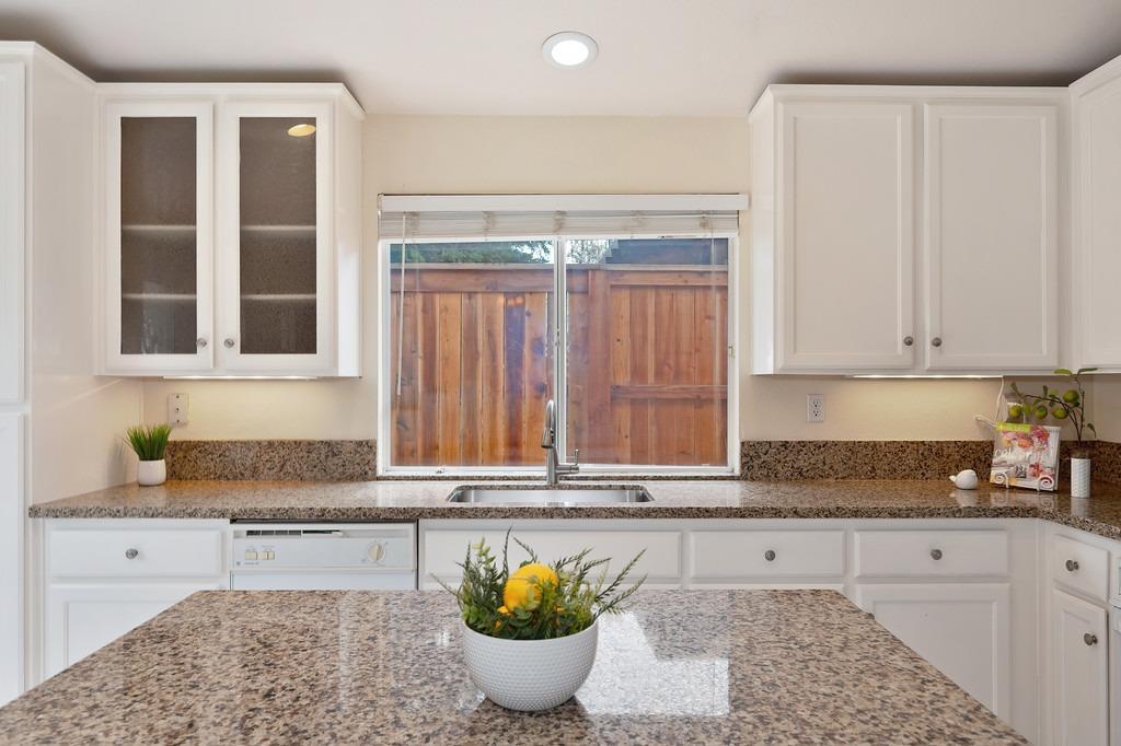 Detail Gallery Image 26 of 87 For 2119 Gold Haven Ct, Gold River,  CA 95670 - 4 Beds | 2 Baths