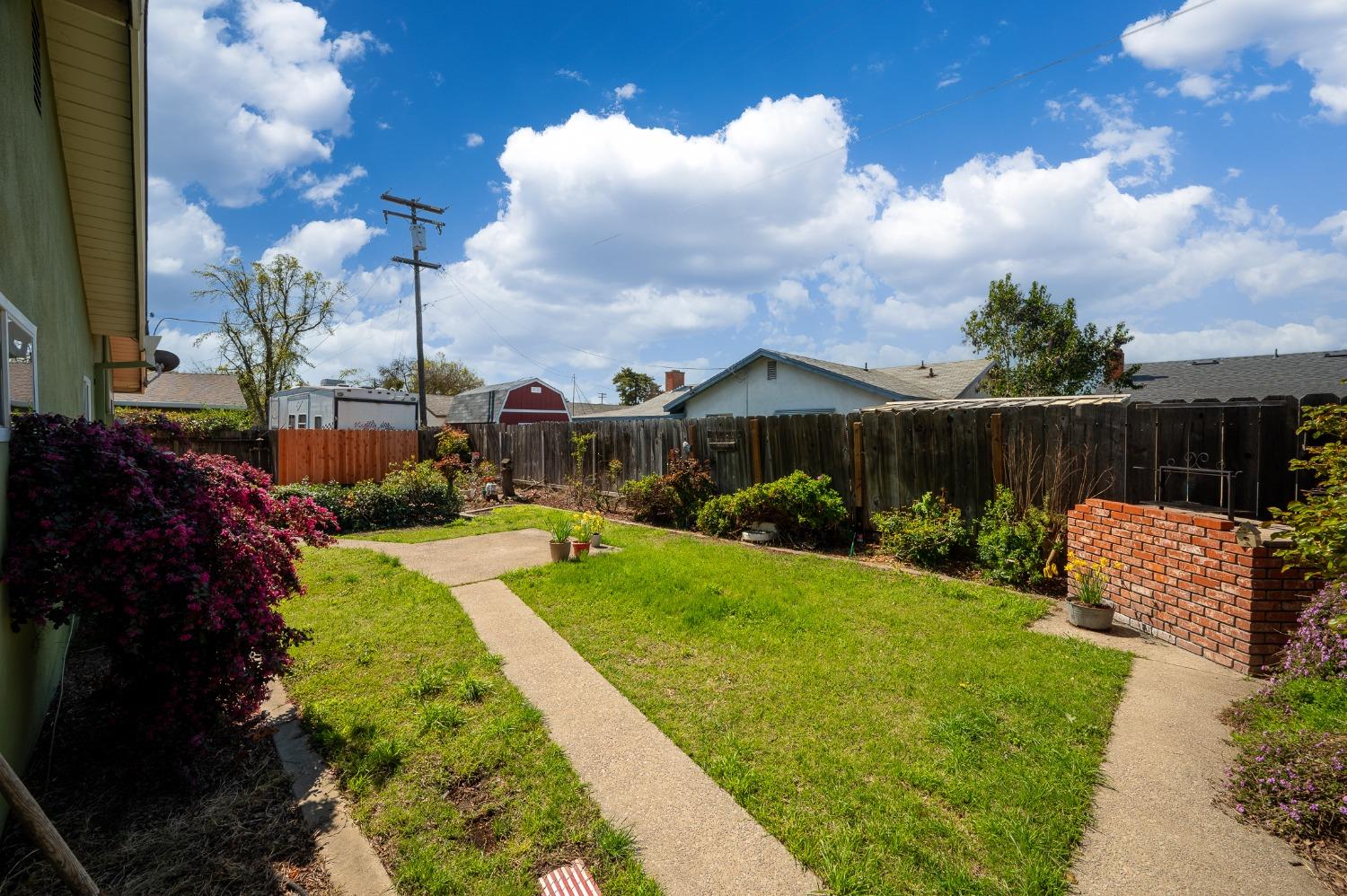 Sharondell Drive, Modesto, California image 33