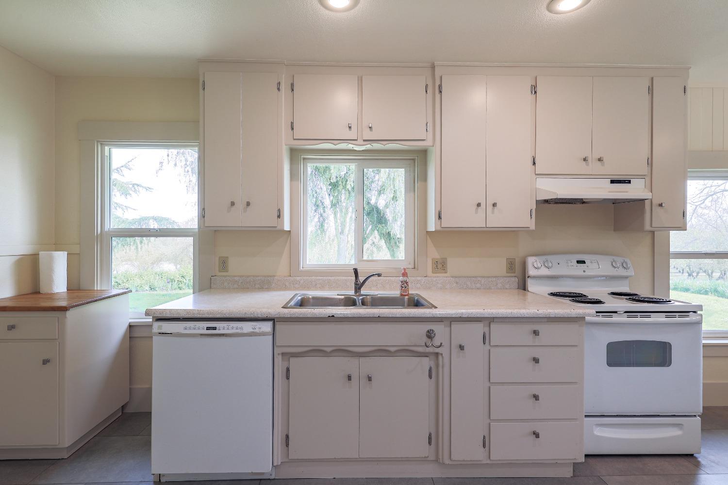 Detail Gallery Image 29 of 80 For 13419 Bentley St, Waterford,  CA 95386 - 3 Beds | 2 Baths