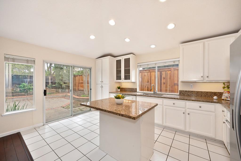 Detail Gallery Image 22 of 87 For 2119 Gold Haven Ct, Gold River,  CA 95670 - 4 Beds | 2 Baths