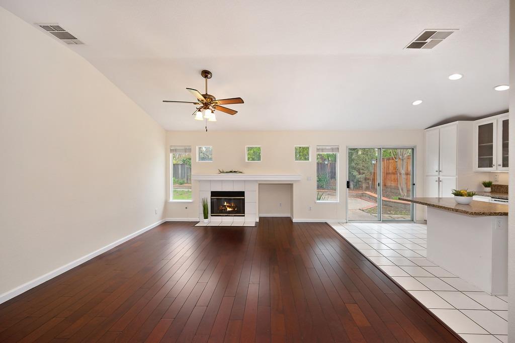 Detail Gallery Image 32 of 87 For 2119 Gold Haven Ct, Gold River,  CA 95670 - 4 Beds | 2 Baths
