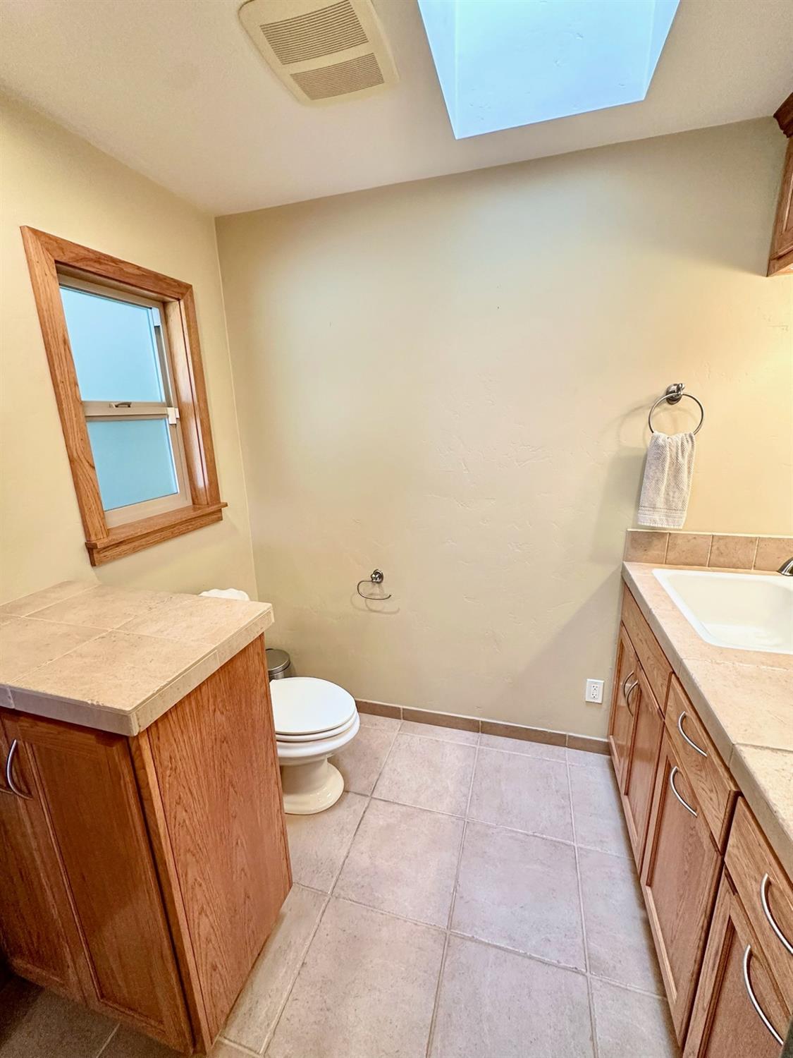 Detail Gallery Image 45 of 89 For 1721 N Johnson Rd, Turlock,  CA 95382 - 3 Beds | 3/1 Baths