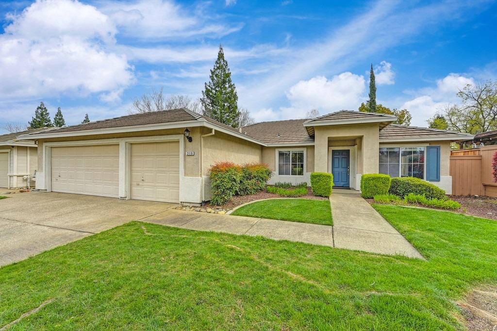 Detail Gallery Image 13 of 87 For 2119 Gold Haven Ct, Gold River,  CA 95670 - 4 Beds | 2 Baths