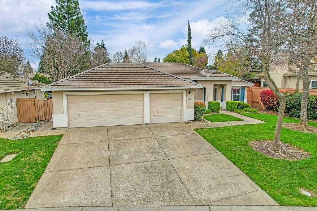 Detail Gallery Image 3 of 87 For 2119 Gold Haven Ct, Gold River,  CA 95670 - 4 Beds | 2 Baths