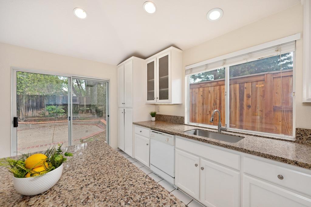 Detail Gallery Image 30 of 87 For 2119 Gold Haven Ct, Gold River,  CA 95670 - 4 Beds | 2 Baths