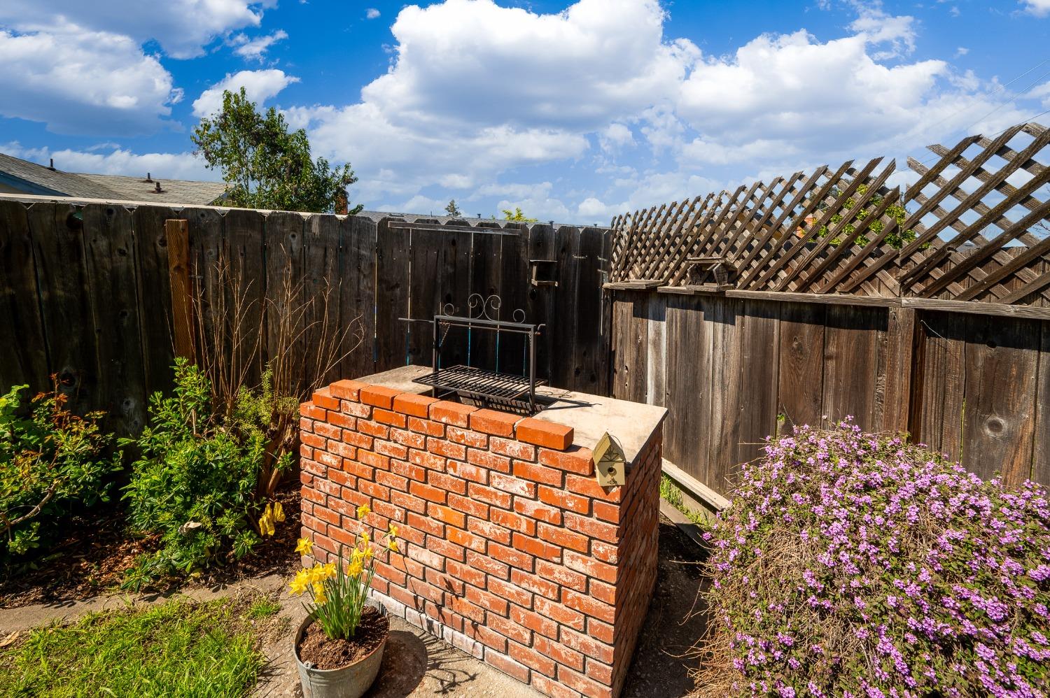 Sharondell Drive, Modesto, California image 34