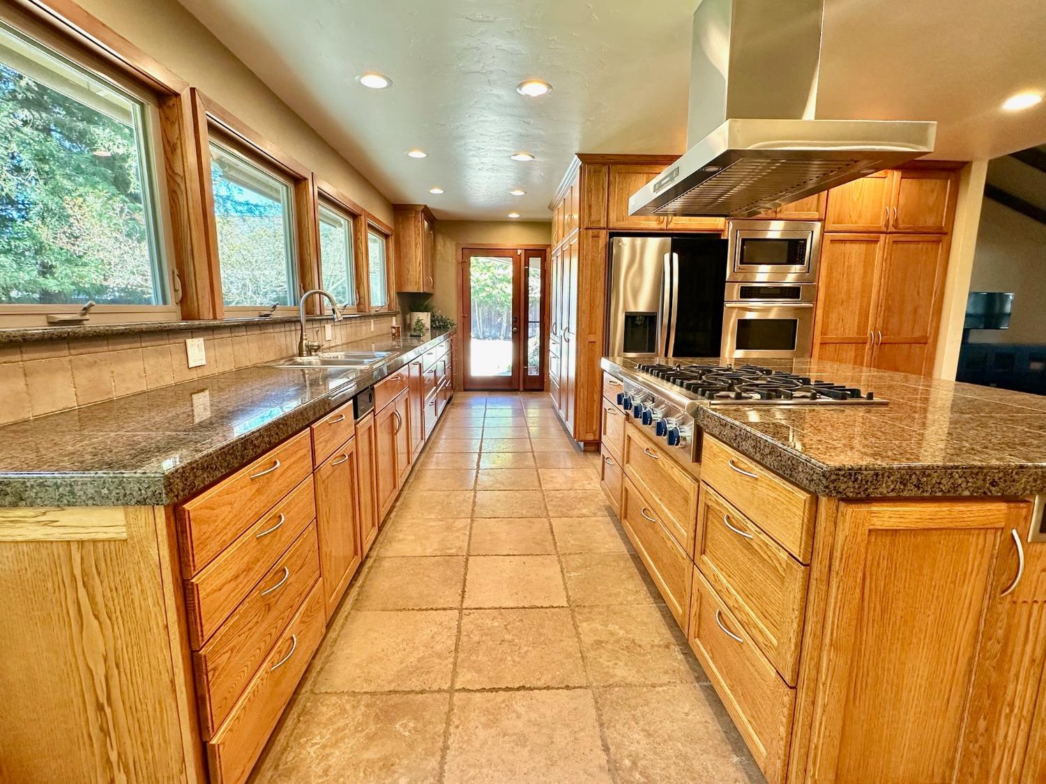 Detail Gallery Image 28 of 89 For 1721 N Johnson Rd, Turlock,  CA 95382 - 3 Beds | 3/1 Baths