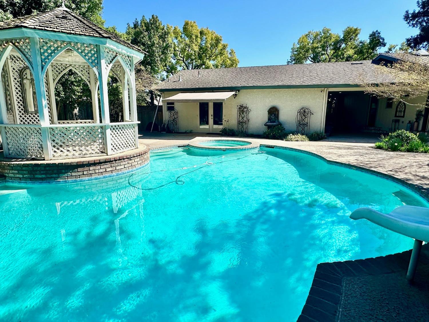 Detail Gallery Image 73 of 89 For 1721 N Johnson Rd, Turlock,  CA 95382 - 3 Beds | 3/1 Baths