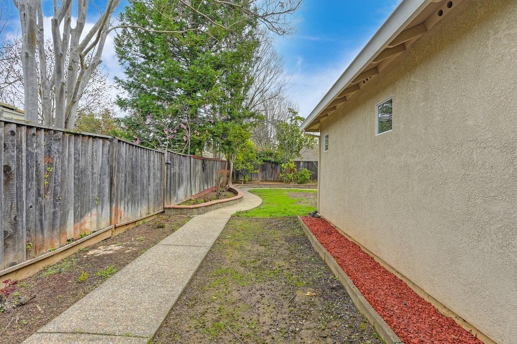 Detail Gallery Image 64 of 87 For 2119 Gold Haven Ct, Gold River,  CA 95670 - 4 Beds | 2 Baths
