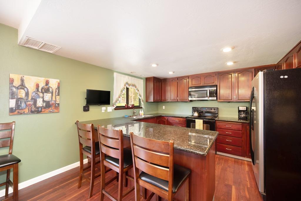 Detail Gallery Image 8 of 70 For 2151 Sweetwater Trl, Cool,  CA 95614 - 4 Beds | 2 Baths