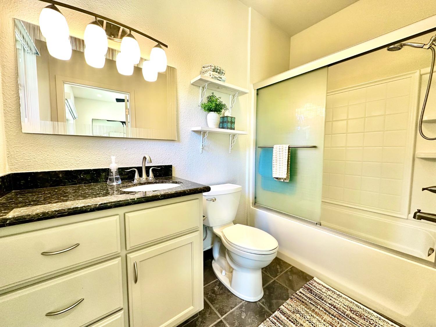 Detail Gallery Image 83 of 89 For 1721 N Johnson Rd, Turlock,  CA 95382 - 3 Beds | 3/1 Baths