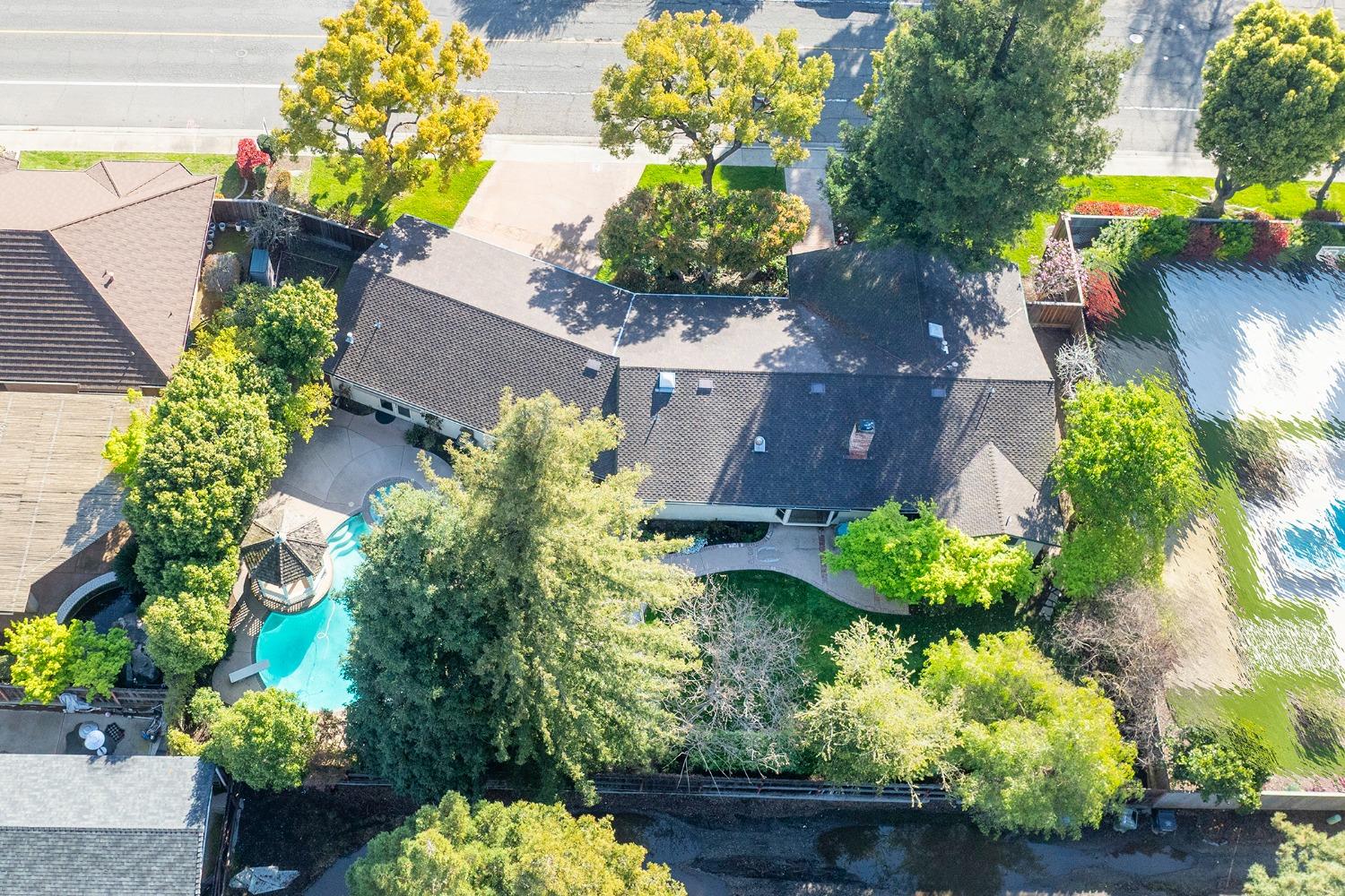 Detail Gallery Image 17 of 89 For 1721 N Johnson Rd, Turlock,  CA 95382 - 3 Beds | 3/1 Baths