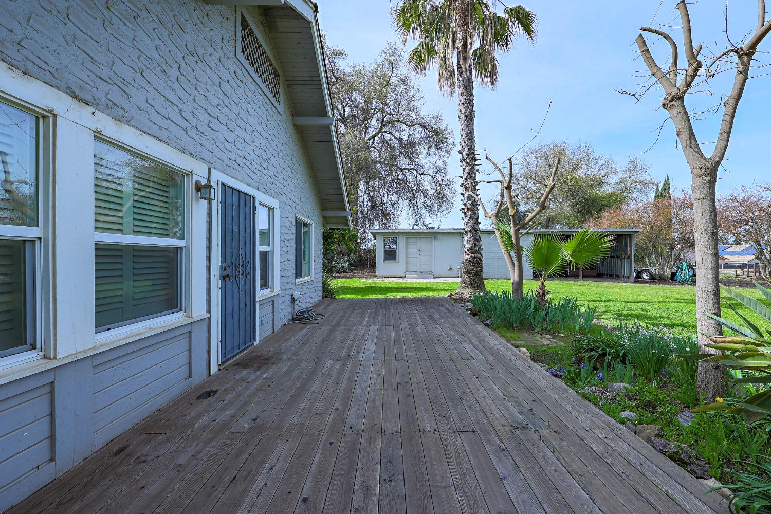 Detail Gallery Image 2 of 80 For 13419 Bentley St, Waterford,  CA 95386 - 3 Beds | 2 Baths