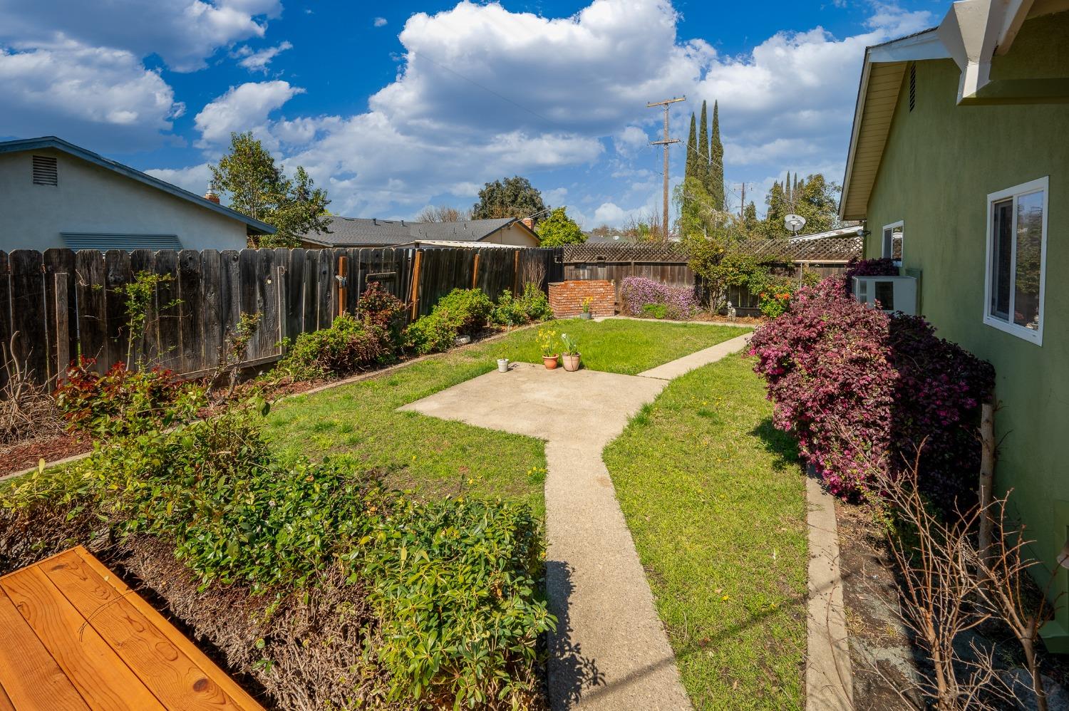 Sharondell Drive, Modesto, California image 32