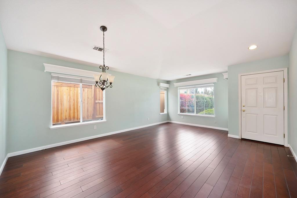 Detail Gallery Image 18 of 87 For 2119 Gold Haven Ct, Gold River,  CA 95670 - 4 Beds | 2 Baths