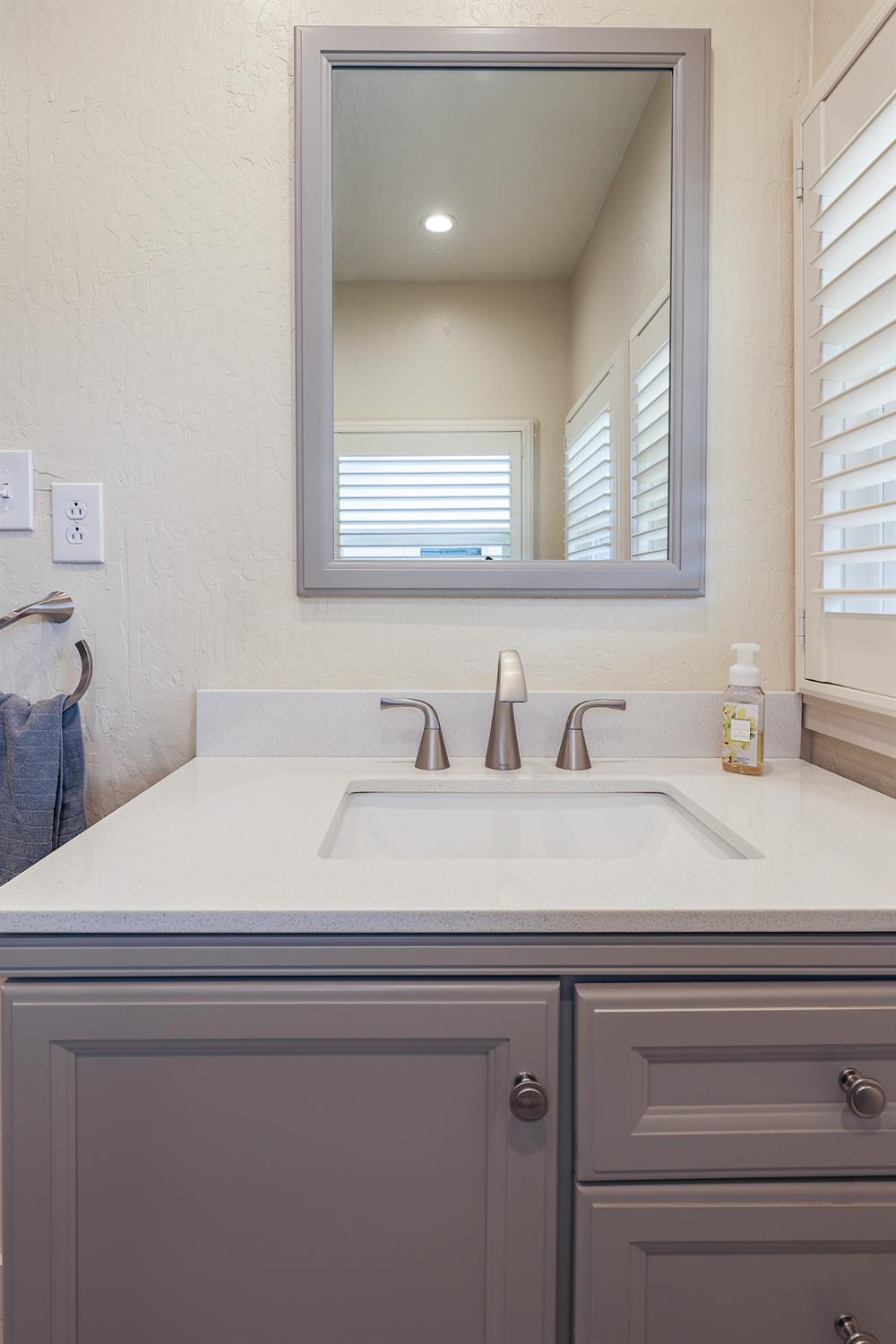 Detail Gallery Image 38 of 80 For 13419 Bentley St, Waterford,  CA 95386 - 3 Beds | 2 Baths