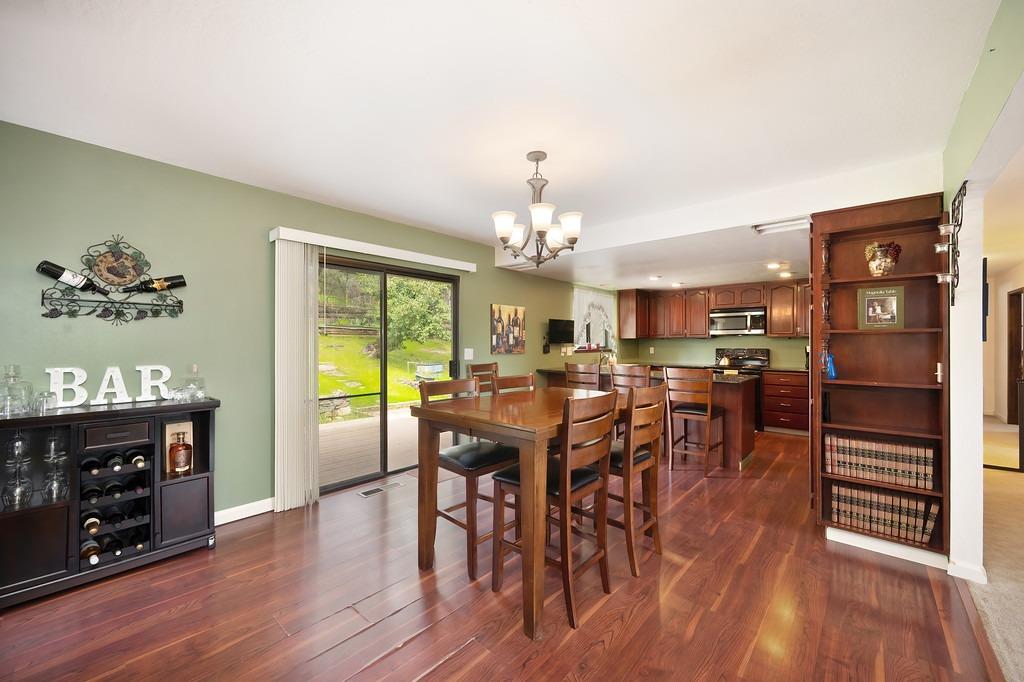 Detail Gallery Image 12 of 70 For 2151 Sweetwater Trl, Cool,  CA 95614 - 4 Beds | 2 Baths