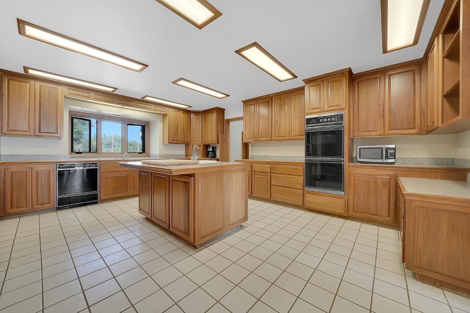 Detail Gallery Image 27 of 92 For 15111 Tyler Rd, Fiddletown,  CA 95629 - 5 Beds | 4/2 Baths