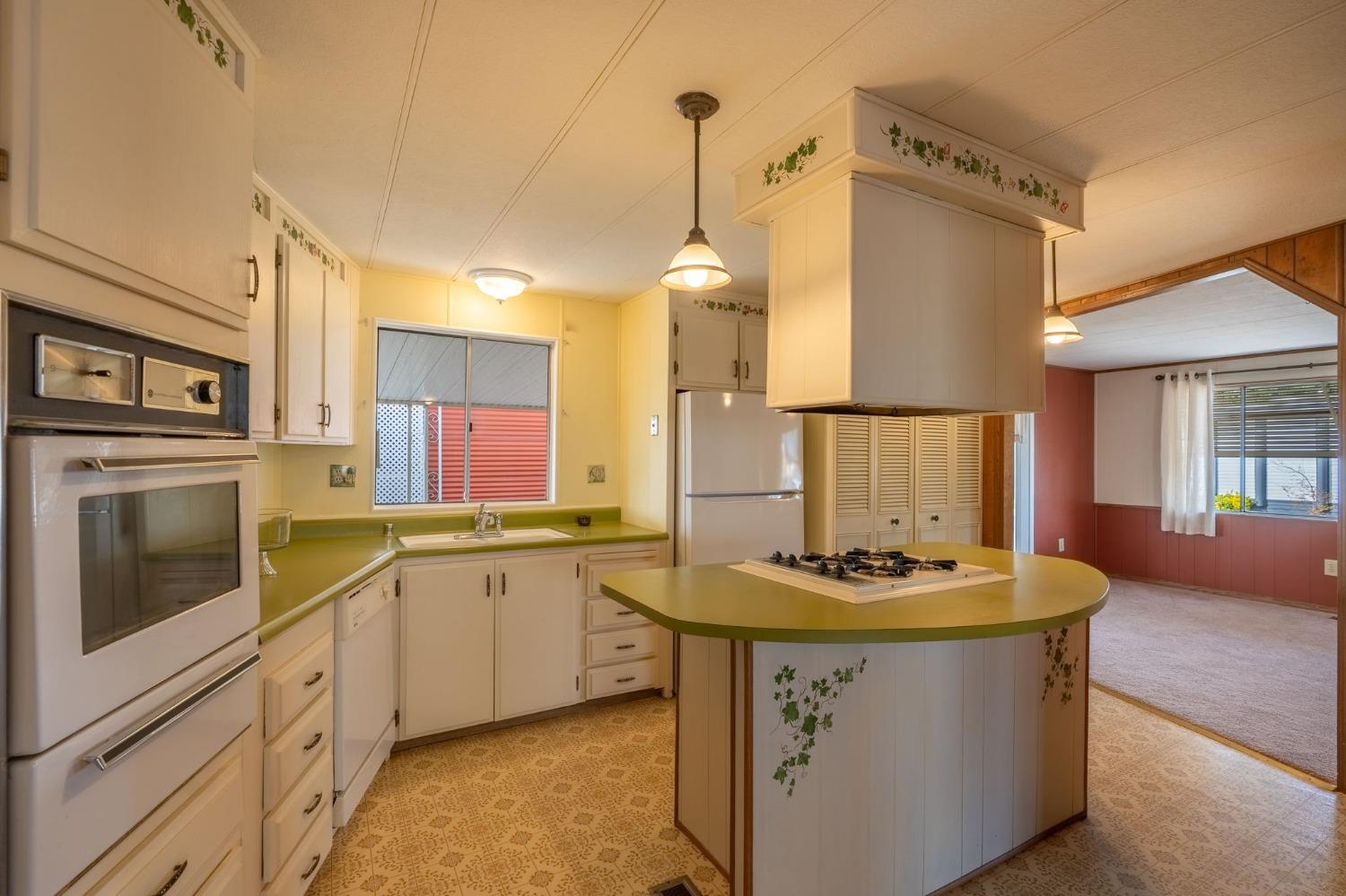 Detail Gallery Image 13 of 22 For 2505 Jackson Ave 207, Escalon,  CA 95320 - 2 Beds | 2 Baths