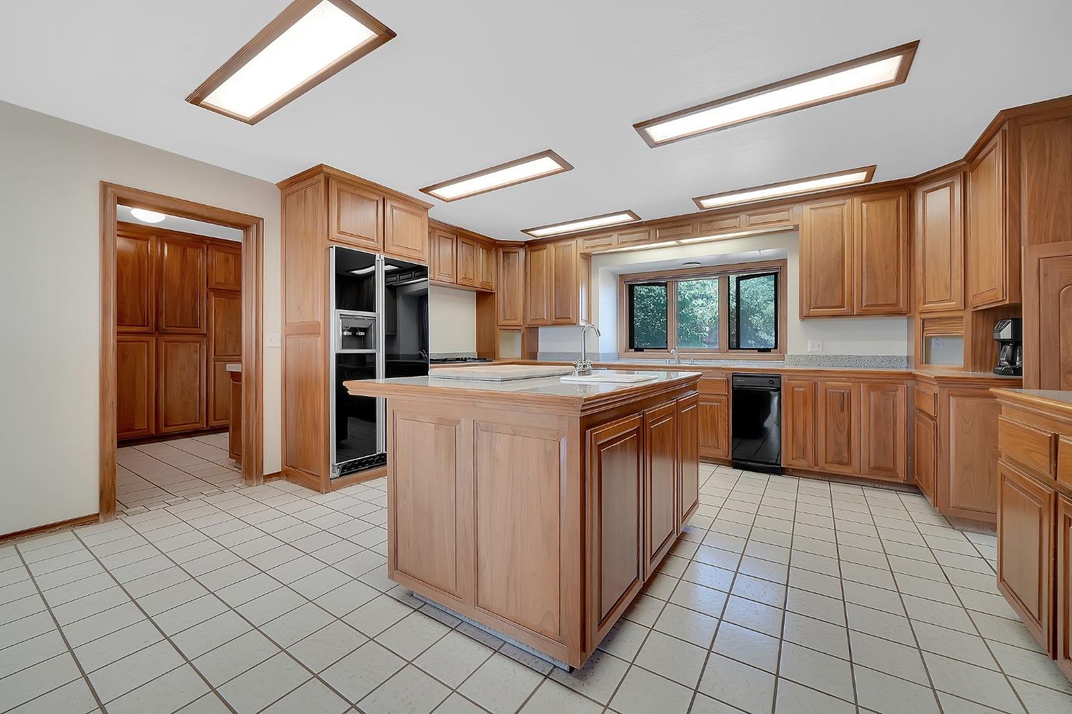 Detail Gallery Image 28 of 92 For 15111 Tyler Rd, Fiddletown,  CA 95629 - 5 Beds | 4/2 Baths