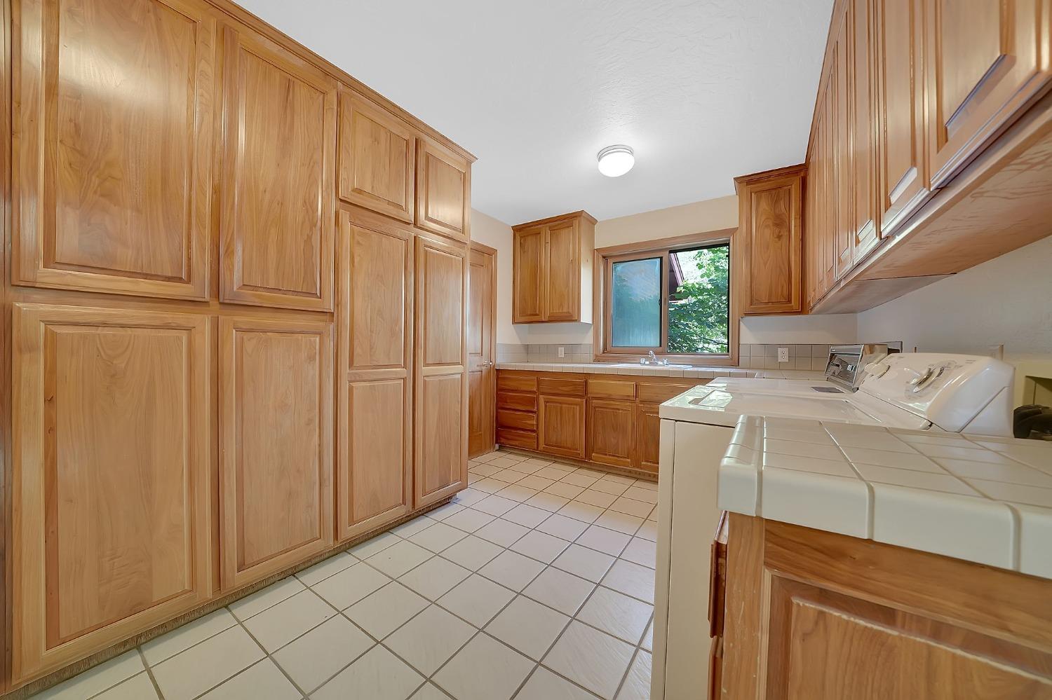 Detail Gallery Image 31 of 92 For 15111 Tyler Rd, Fiddletown,  CA 95629 - 5 Beds | 4/2 Baths