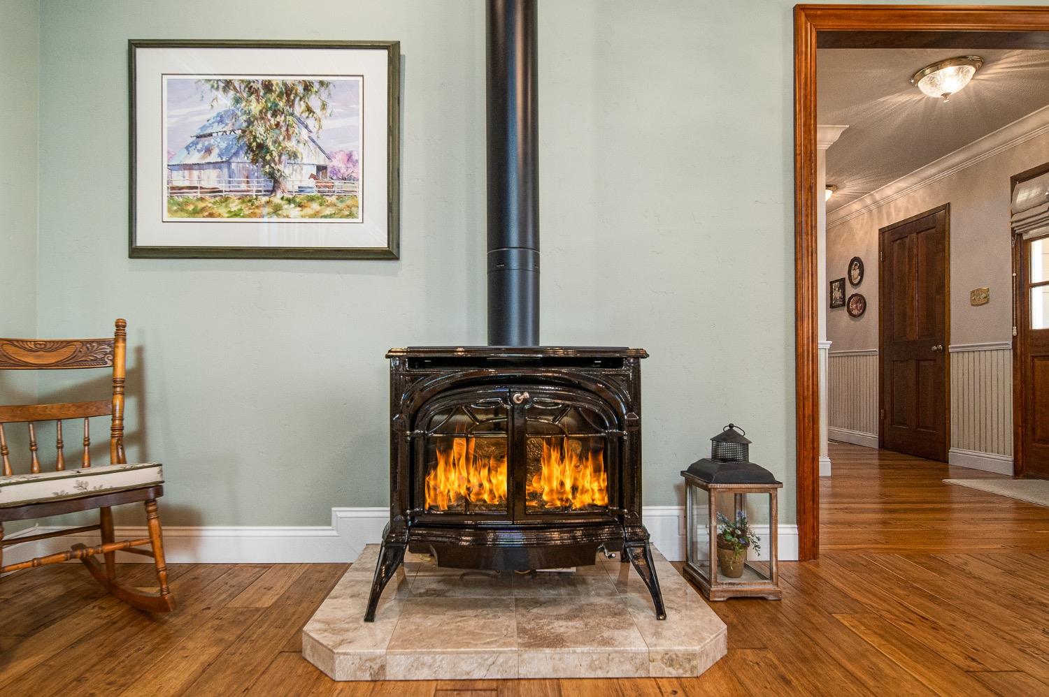Detail Gallery Image 11 of 89 For 2591 Giannini Rd, Atwater,  CA 95301 - 4 Beds | 2/1 Baths