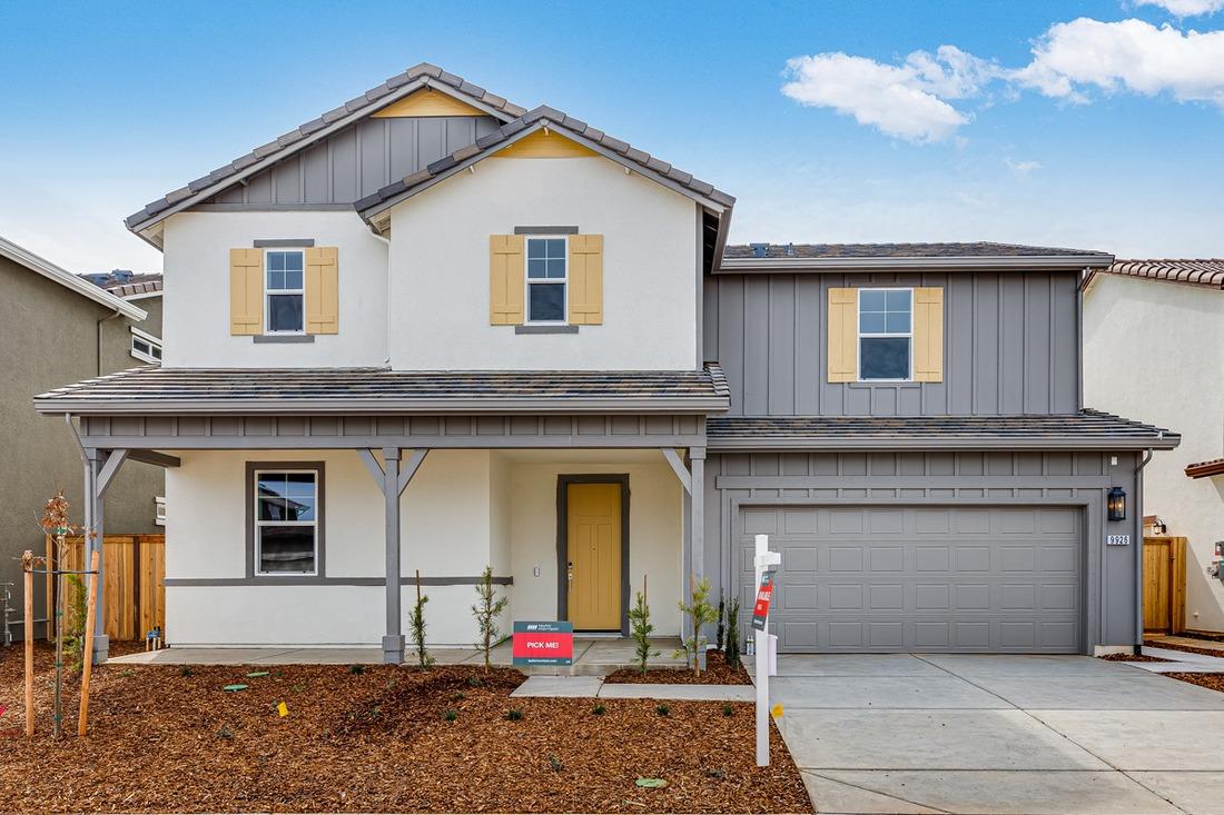 Detail Gallery Image 1 of 1 For 9926 Jeff Handy Dr, Sacramento,  CA 95829 - 5 Beds | 3/1 Baths