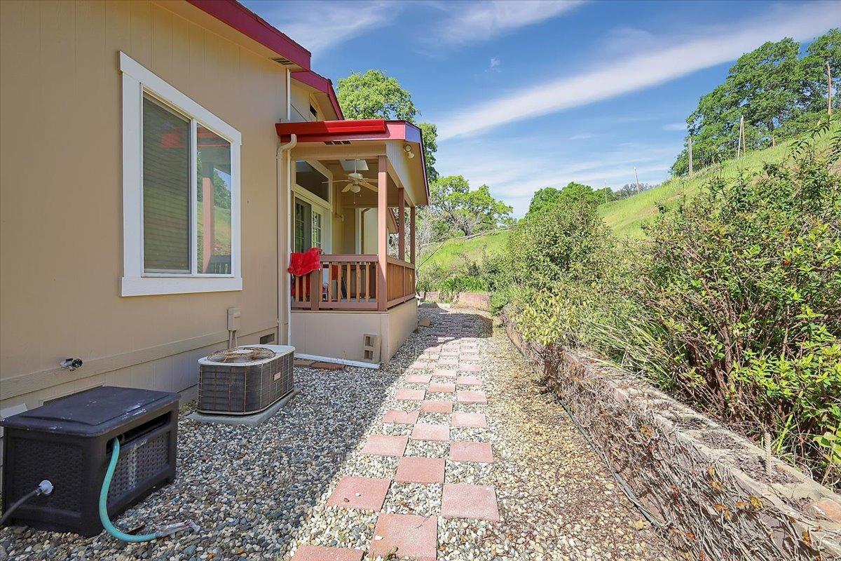 Detail Gallery Image 20 of 87 For 10806 Township Rd, Browns Valley,  CA 95918 - 3 Beds | 2 Baths