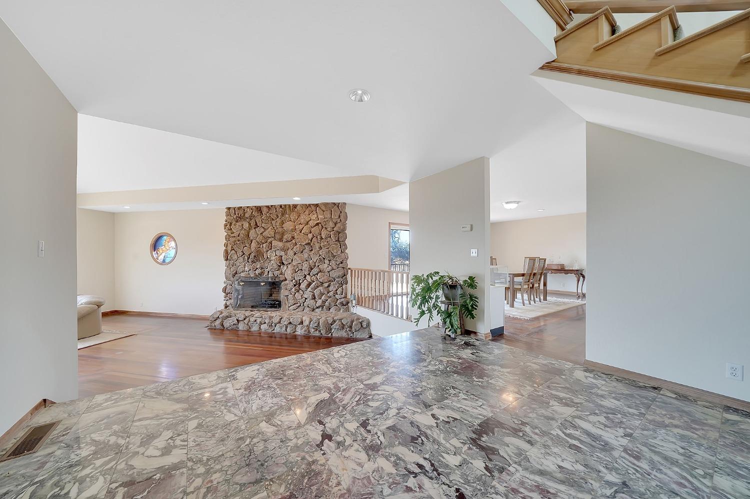Detail Gallery Image 13 of 92 For 15111 Tyler Rd, Fiddletown,  CA 95629 - 5 Beds | 4/2 Baths