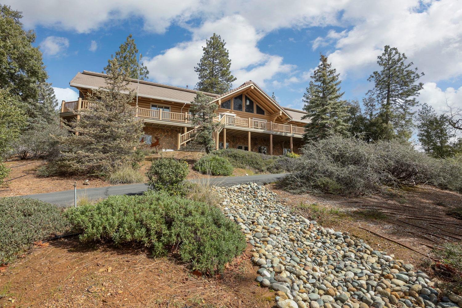 Detail Gallery Image 2 of 88 For 21811 Homestead Rd, Pine Grove,  CA 95665 - 3 Beds | 2/1 Baths