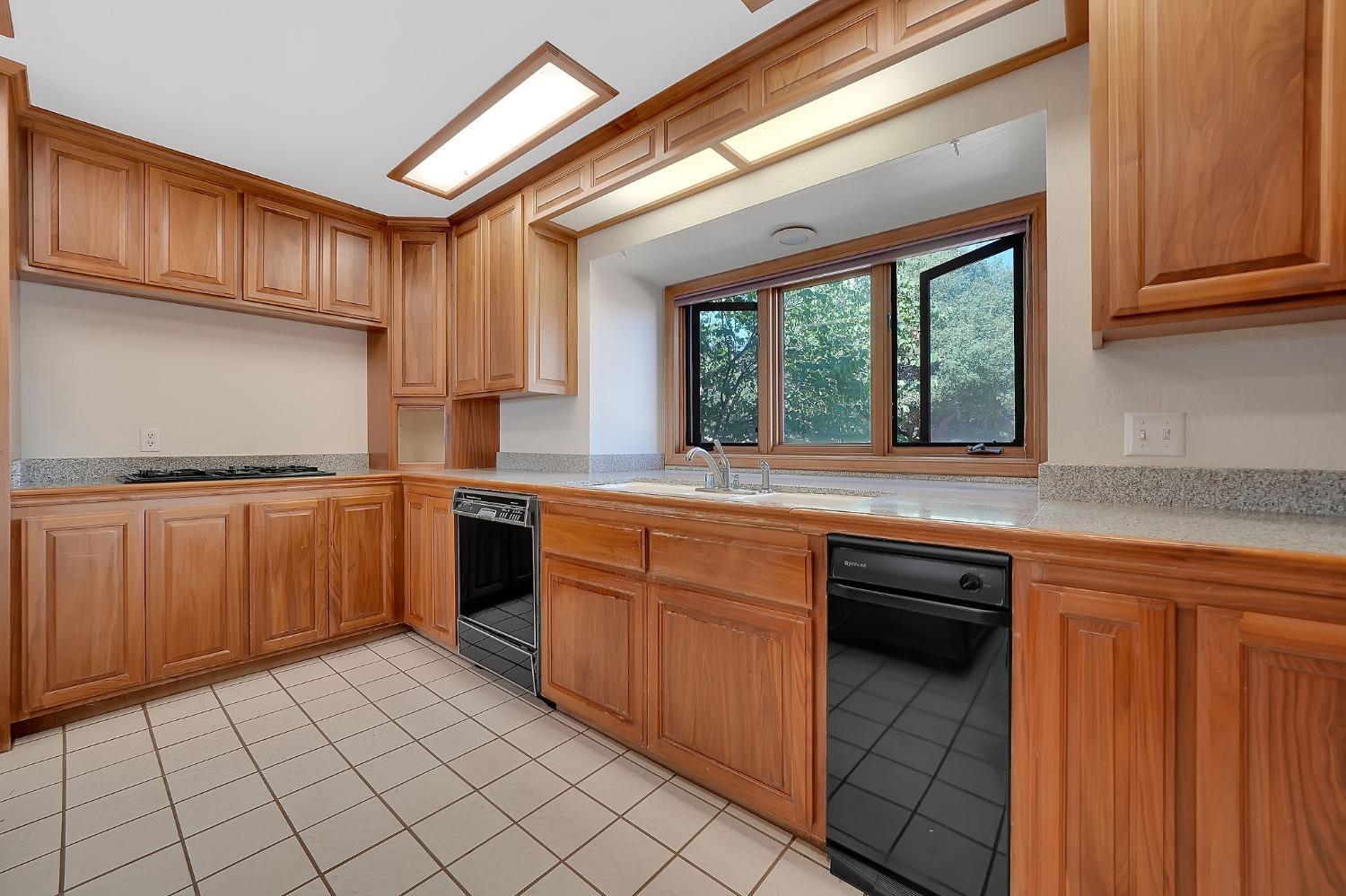 Detail Gallery Image 30 of 92 For 15111 Tyler Rd, Fiddletown,  CA 95629 - 5 Beds | 4/2 Baths