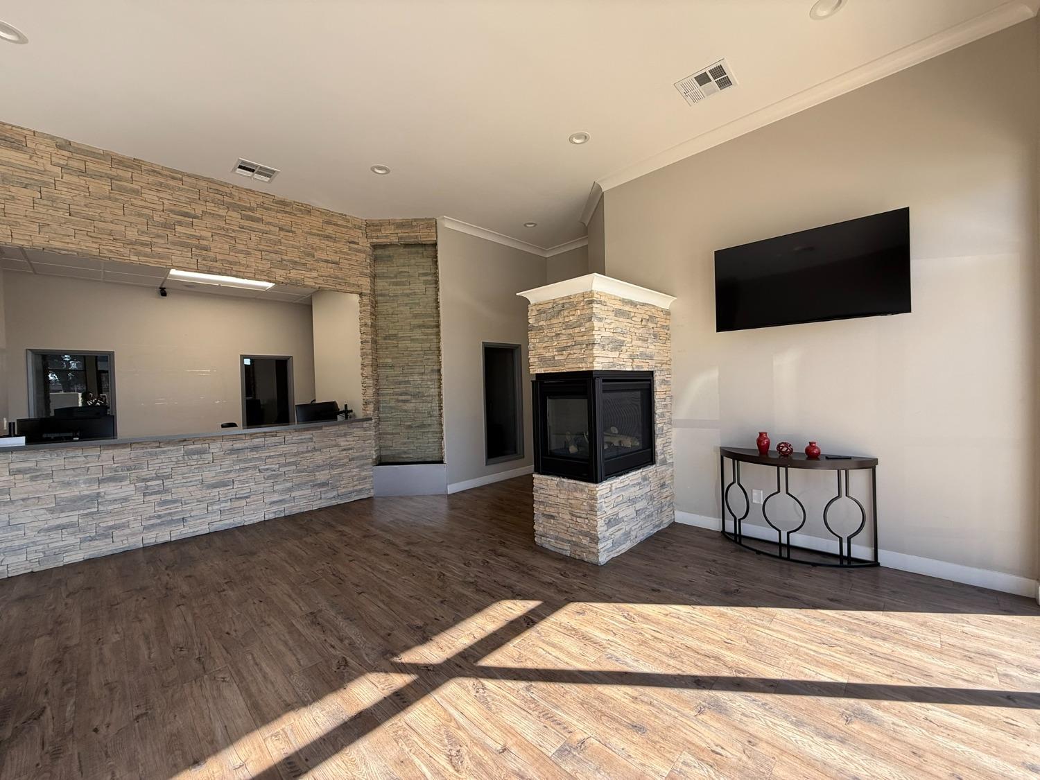 Detail Gallery Image 6 of 25 For 273 E Bellevue, Atwater,  CA 95301 - – Beds | – Baths