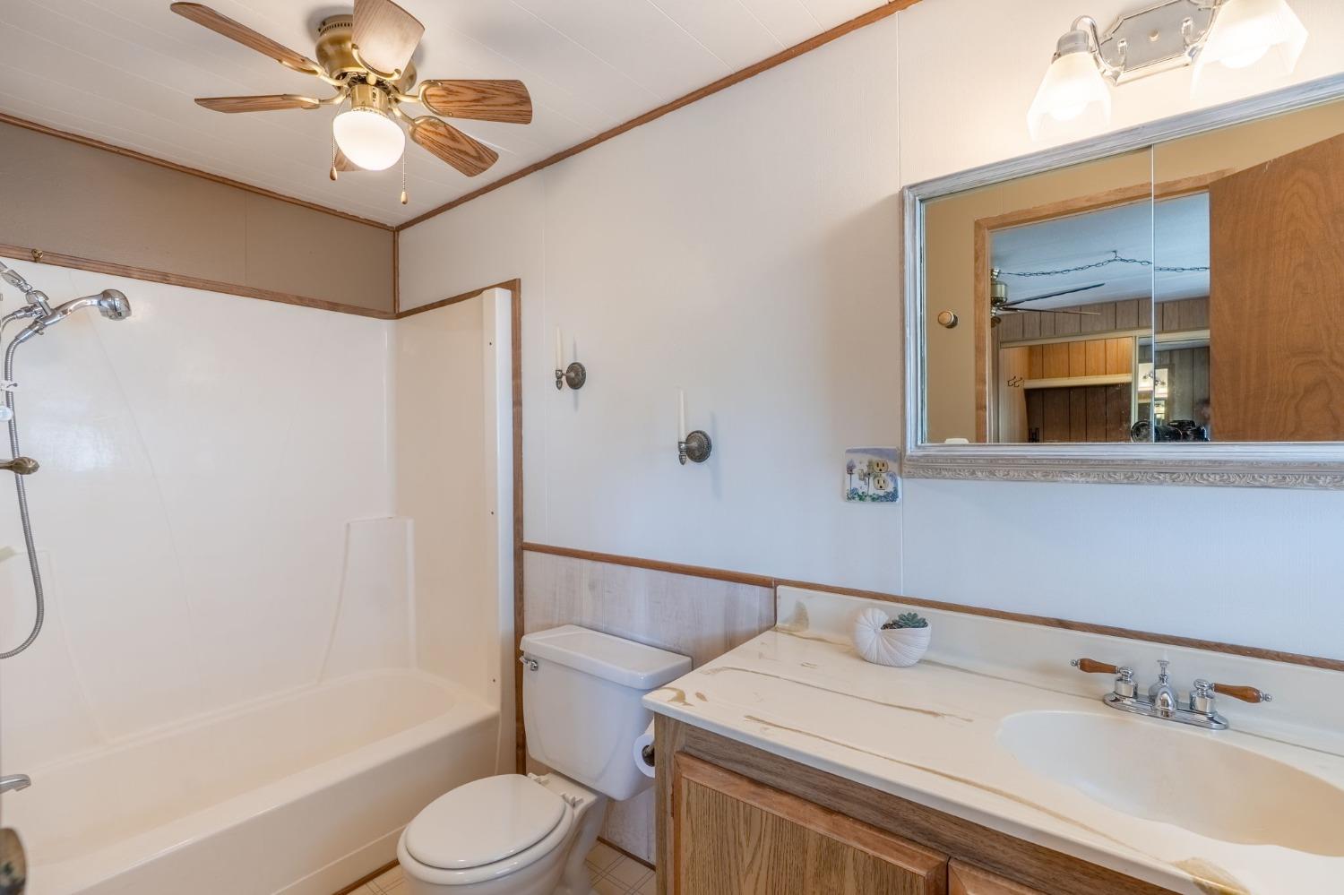 Detail Gallery Image 19 of 22 For 2505 Jackson Ave 207, Escalon,  CA 95320 - 2 Beds | 2 Baths