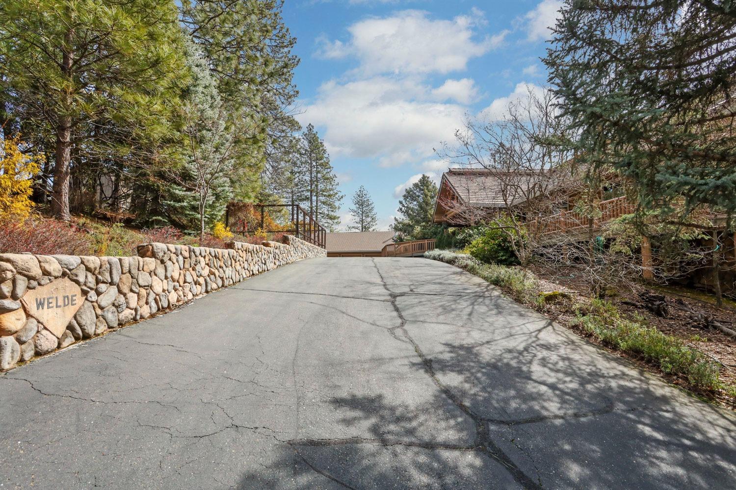 Detail Gallery Image 16 of 88 For 21811 Homestead Rd, Pine Grove,  CA 95665 - 3 Beds | 2/1 Baths