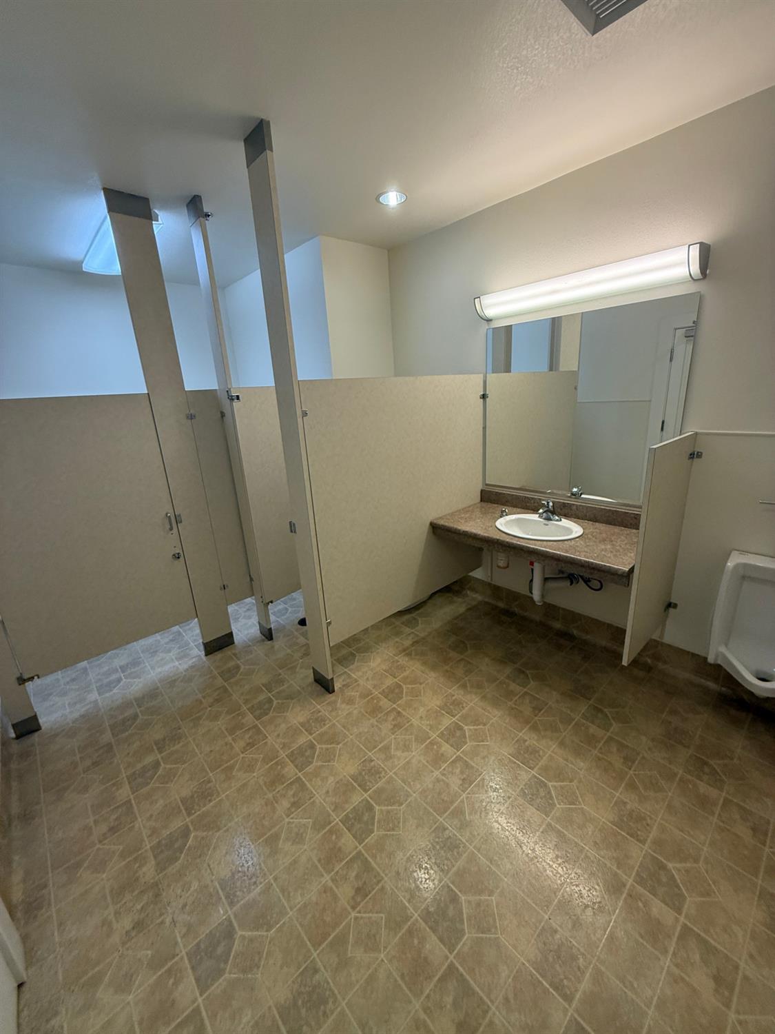 Detail Gallery Image 17 of 20 For 601 Main St #210,  Woodland,  CA 95695 - – Beds | – Baths
