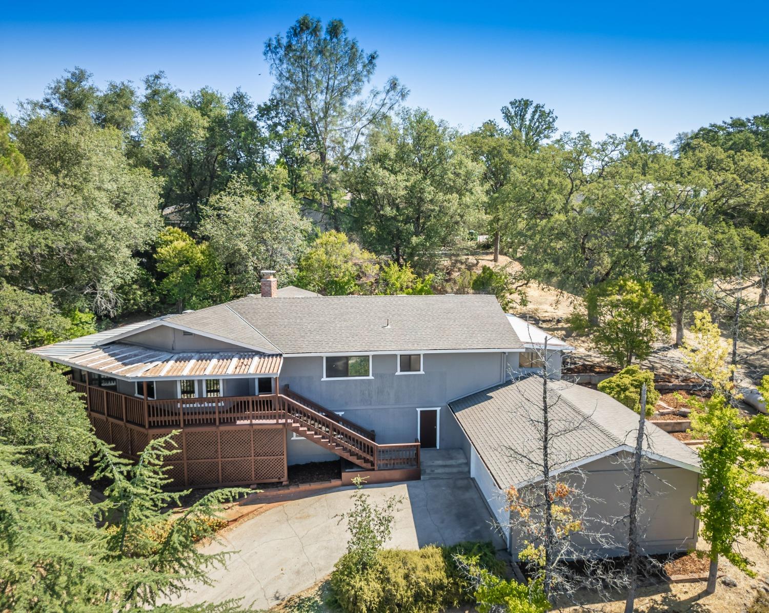 Swallow Court, Penn Valley, California image 38