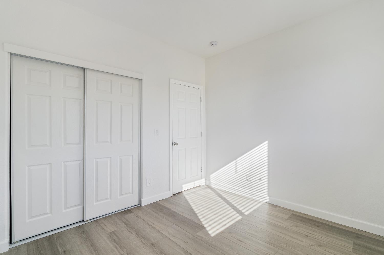 Detail Gallery Image 21 of 31 For 1736 Churchill Downs Cir, Oakdale,  CA 95361 - 4 Beds | 2/1 Baths