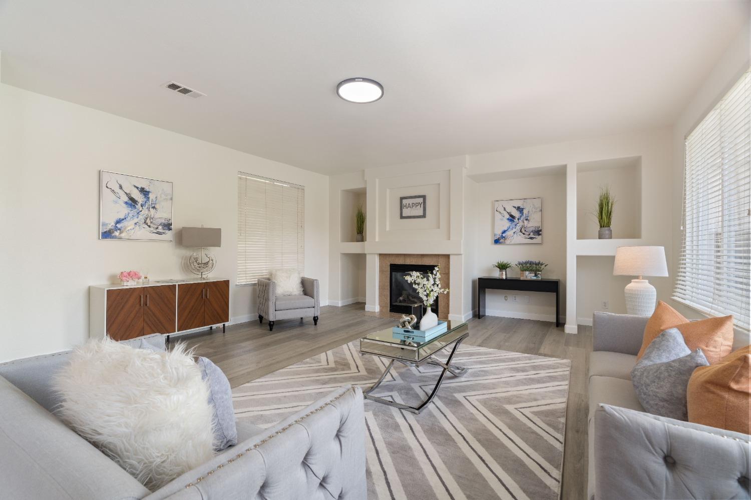 Detail Gallery Image 13 of 31 For 1736 Churchill Downs Cir, Oakdale,  CA 95361 - 4 Beds | 2/1 Baths