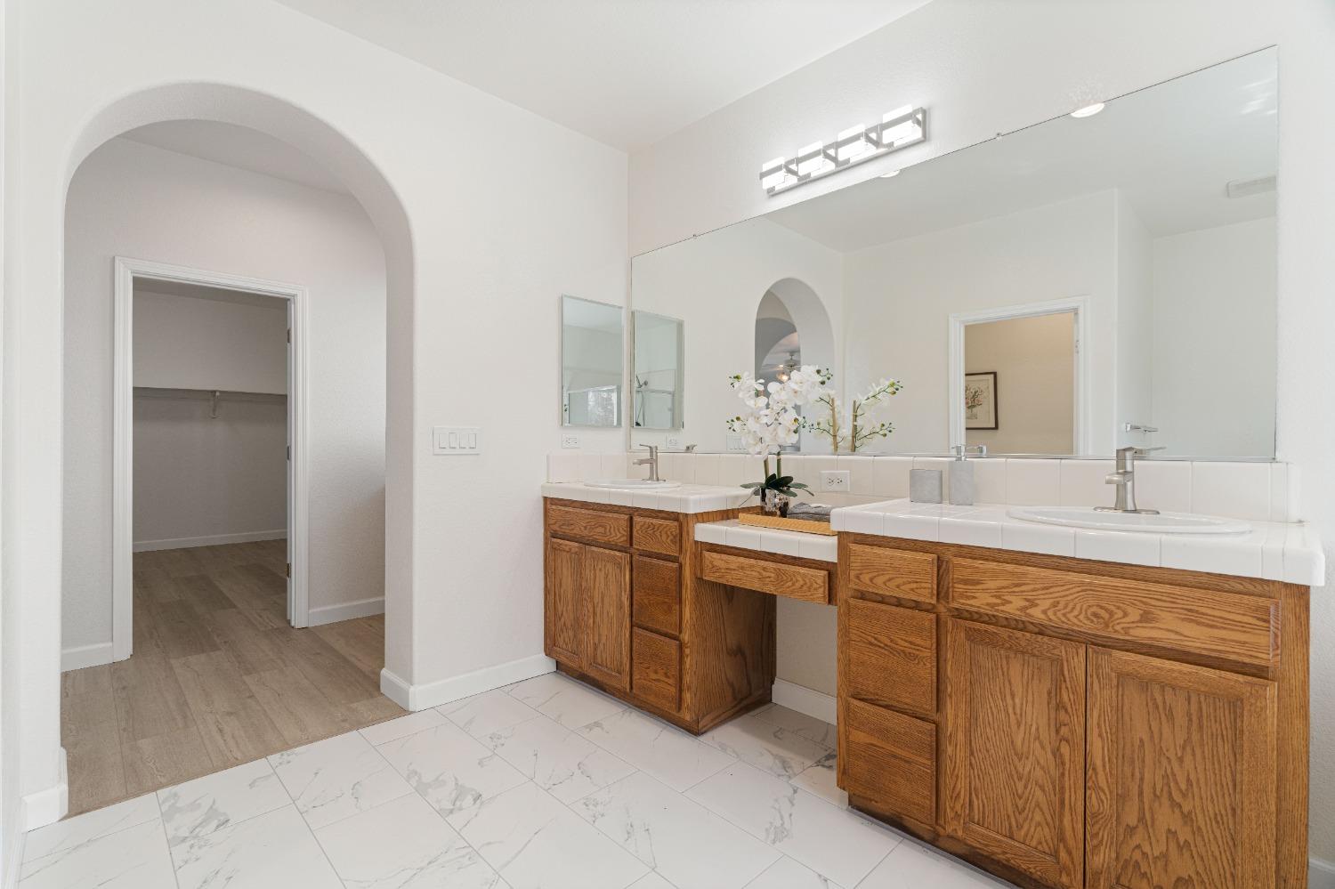 Detail Gallery Image 25 of 31 For 1736 Churchill Downs Cir, Oakdale,  CA 95361 - 4 Beds | 2/1 Baths