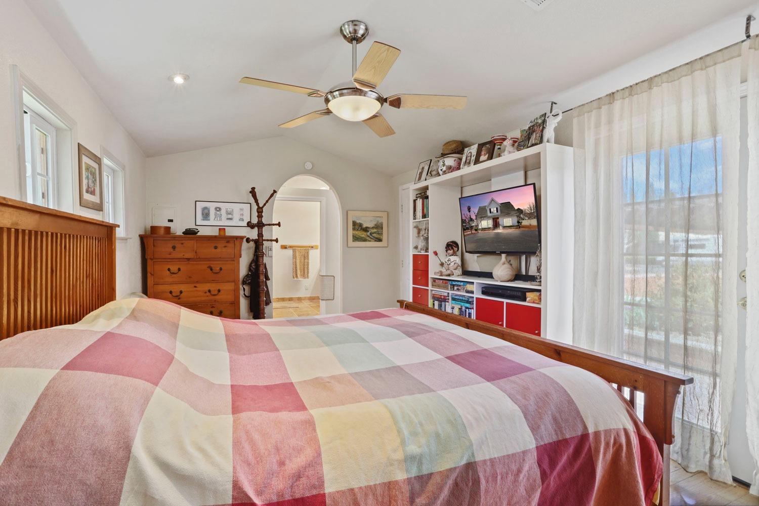 Detail Gallery Image 41 of 91 For 1900 W Lowell Ave, Tracy,  CA 95376 - 5 Beds | 3/1 Baths