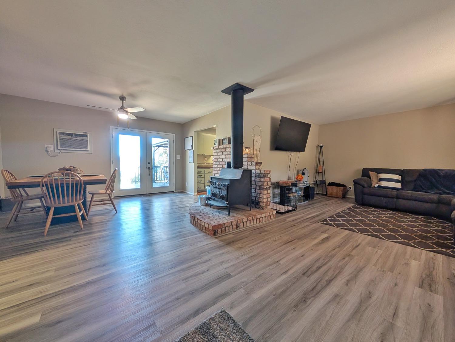 Detail Gallery Image 10 of 72 For 11310 Clinton Bar Rd, Pine Grove,  CA 95665 - 2 Beds | 2/1 Baths