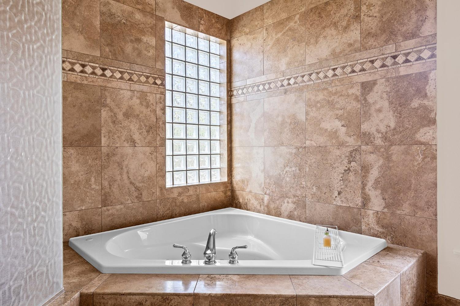 Detail Gallery Image 14 of 75 For 20219 Ponderosa Trl, Volcano,  CA 95689 - 3 Beds | 2/1 Baths