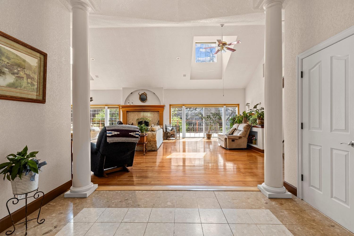 Detail Gallery Image 5 of 75 For 20219 Ponderosa Trl, Volcano,  CA 95689 - 3 Beds | 2/1 Baths