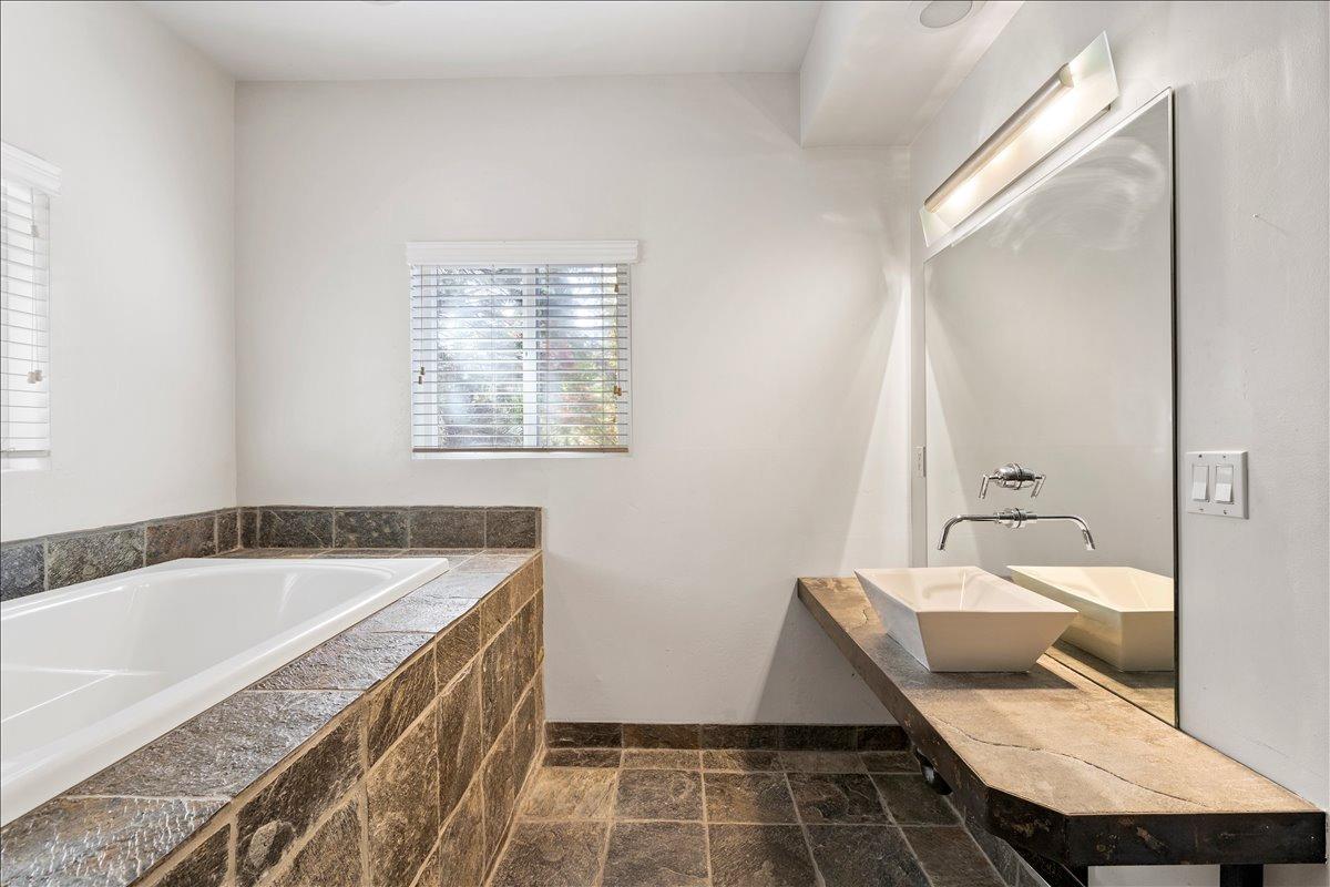 Detail Gallery Image 13 of 80 For 4301 N Canyon Rd, Camino,  CA 95709 - 3 Beds | 3/1 Baths