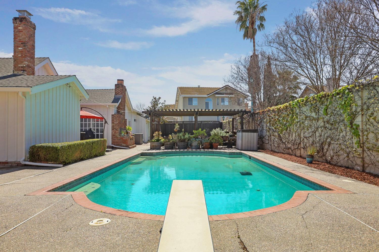 Detail Gallery Image 77 of 91 For 1900 W Lowell Ave, Tracy,  CA 95376 - 5 Beds | 3/1 Baths